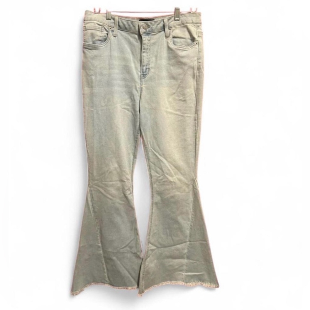 Refuge Super Flare Bell Bottom Jeans Light Wash Boho Y2K Size 11